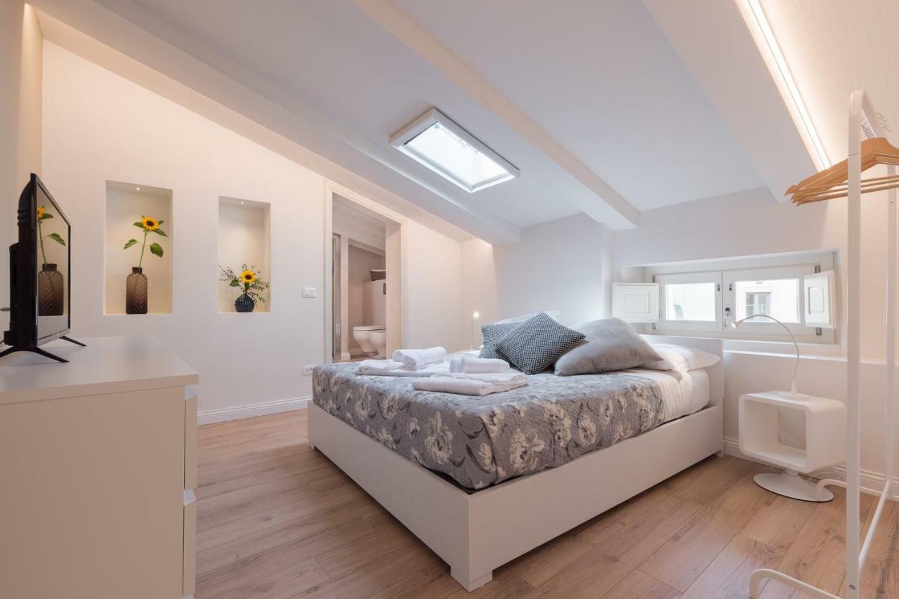 Luxury Apartment In City Center Firenze Esterno foto